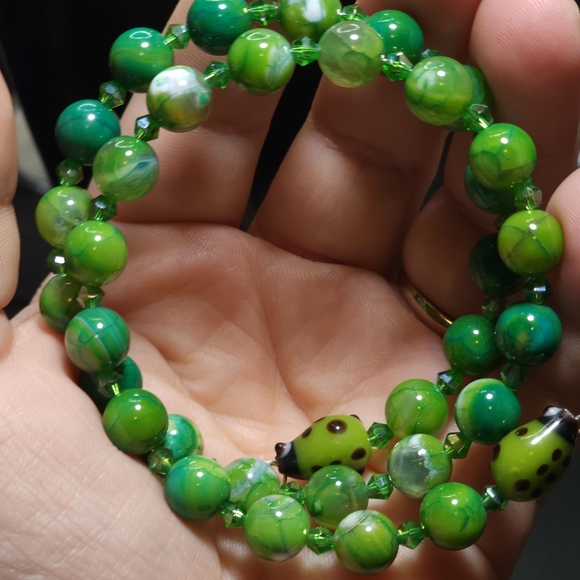 Green Agate Beaded Bracelet - Picture 2 of 2
